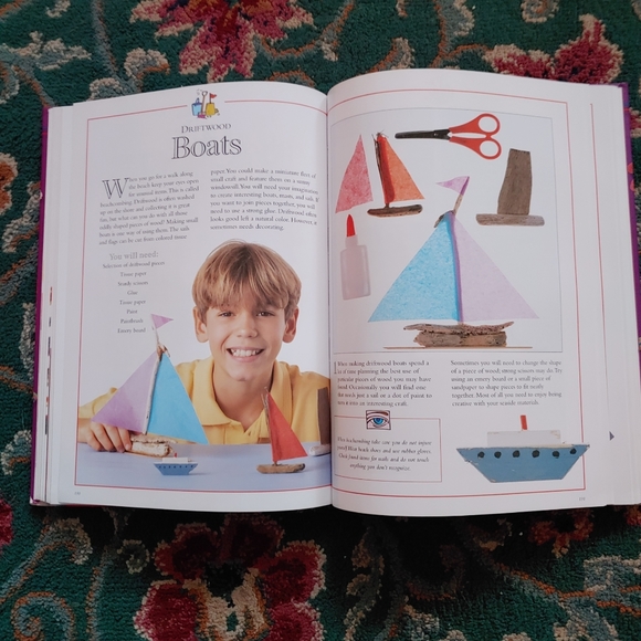 365 Things To Make and Do Book for Kids - Picture 3 of 11